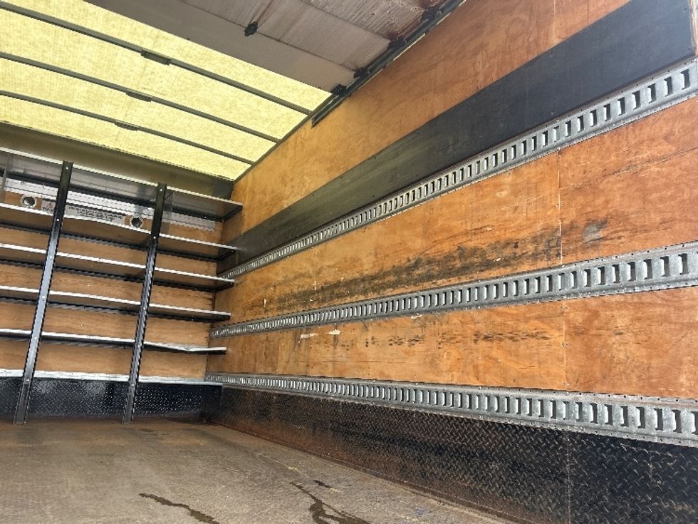 Medium Duty Box Truck-Light and Medium Duty Trucks-Freightliner-2018-M2-Windsor-WI-243,752\n\t\tmiles-$ 32,500 - Image 12