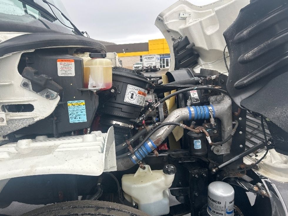 Medium Duty Box Truck-Light and Medium Duty Trucks-Freightliner-2018-M2-Windsor-WI-243,752\n\t\tmiles-$ 32,500 - Image 23