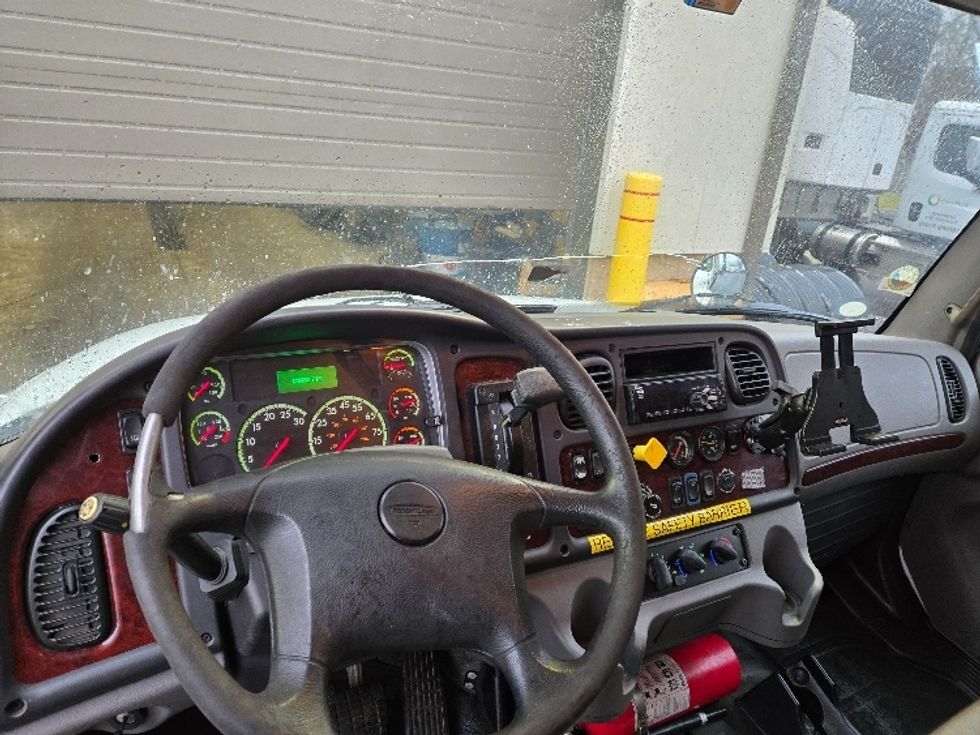 Medium Duty Box Truck-Light and Medium Duty Trucks-Freightliner-2018-M2-Ypsilanti-MI-181,685\n\t\tmiles-$ 36,000 - Image 19