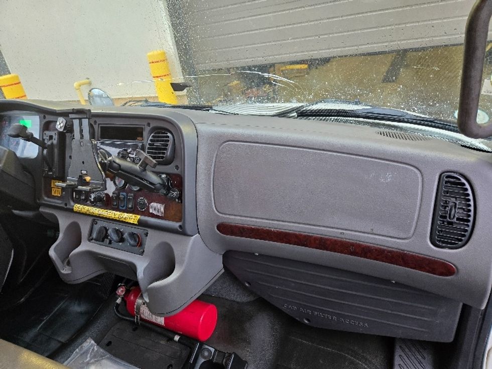 Medium Duty Box Truck-Light and Medium Duty Trucks-Freightliner-2018-M2-Ypsilanti-MI-181,685\n\t\tmiles-$ 36,000 - Image 21