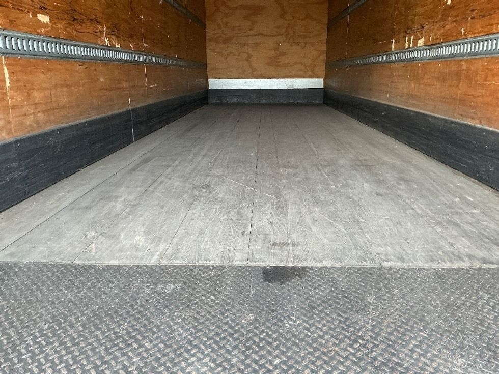Medium Duty Box Truck-Light and Medium Duty Trucks-Freightliner-2018-M211264S-Austin-TX-242,999\n\t\tmiles-$ 75,000 - Image 10