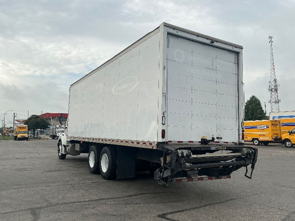 Medium Duty Box Truck-Light and Medium Duty Trucks-Freightliner-2018-M211264S-Austin-TX-242,999\n\t\tmiles-$ 75,000 - Image 6