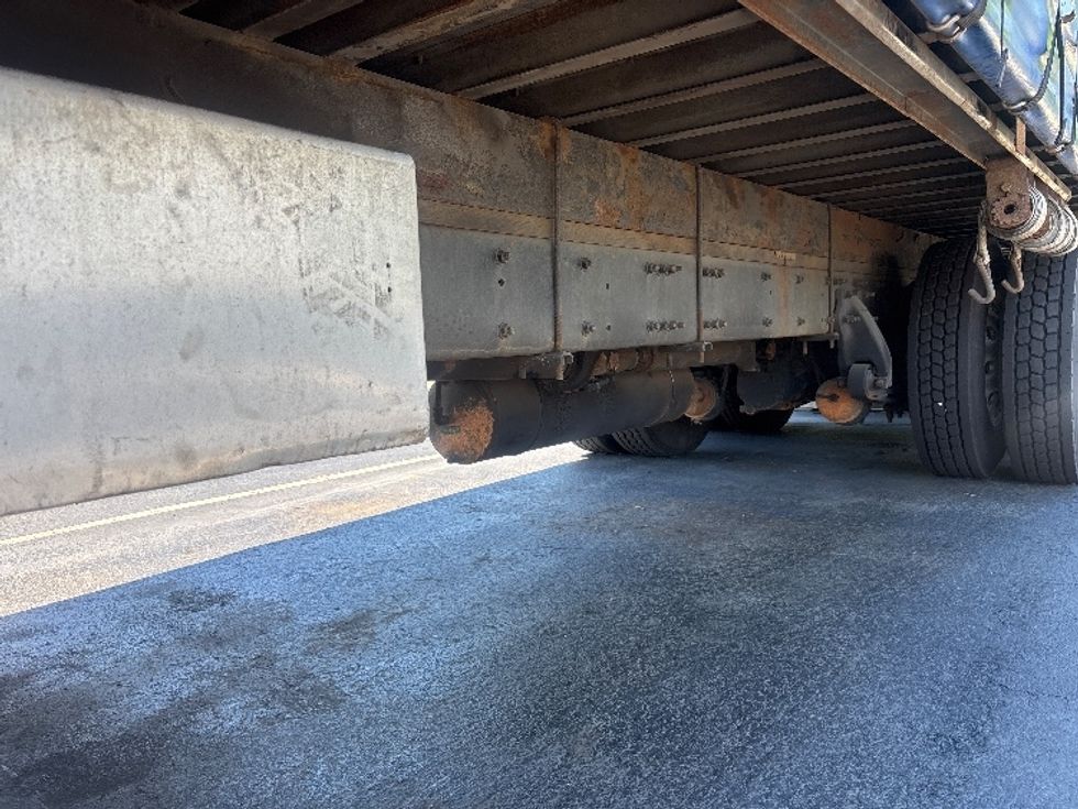 Medium Duty Box Truck-Light and Medium Duty Trucks-Freightliner-2018-M211264S-Burlington-NJ-334,766\n\t\tmiles-$ 69,000 - Image 5