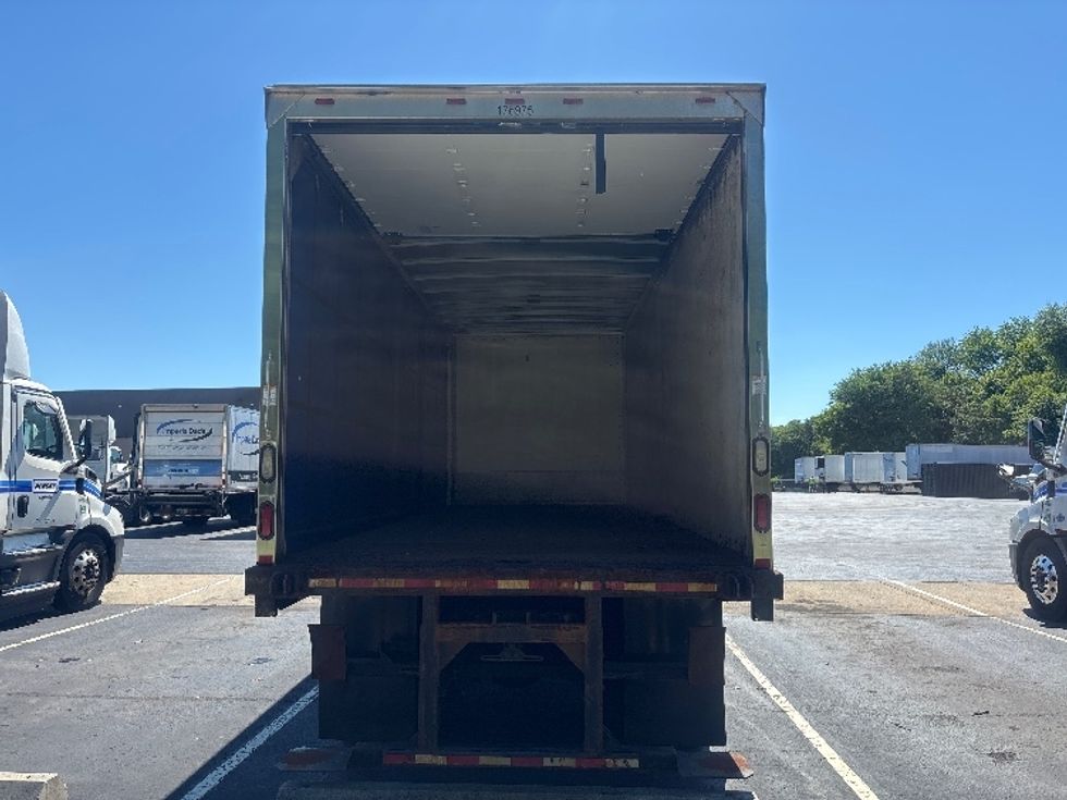 Medium Duty Box Truck-Light and Medium Duty Trucks-Freightliner-2018-M211264S-Burlington-NJ-334,766\n\t\tmiles-$ 69,000 - Image 8