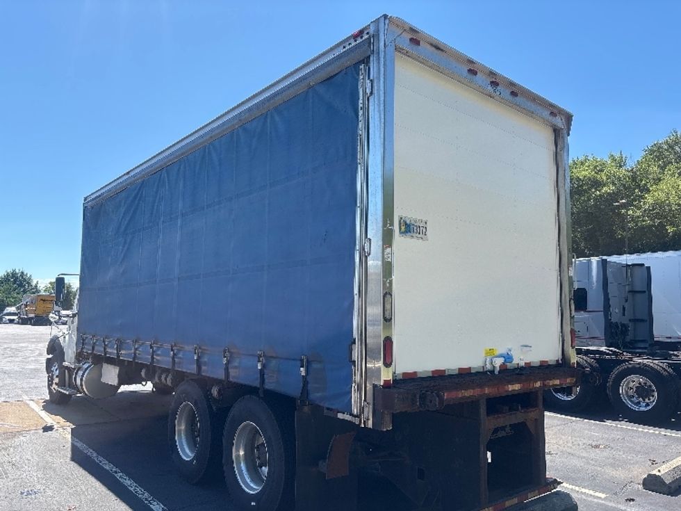 Medium Duty Box Truck-Light and Medium Duty Trucks-Freightliner-2018-M211264S-Burlington-NJ-334,766\n\t\tmiles-$ 69,000 - Image 6