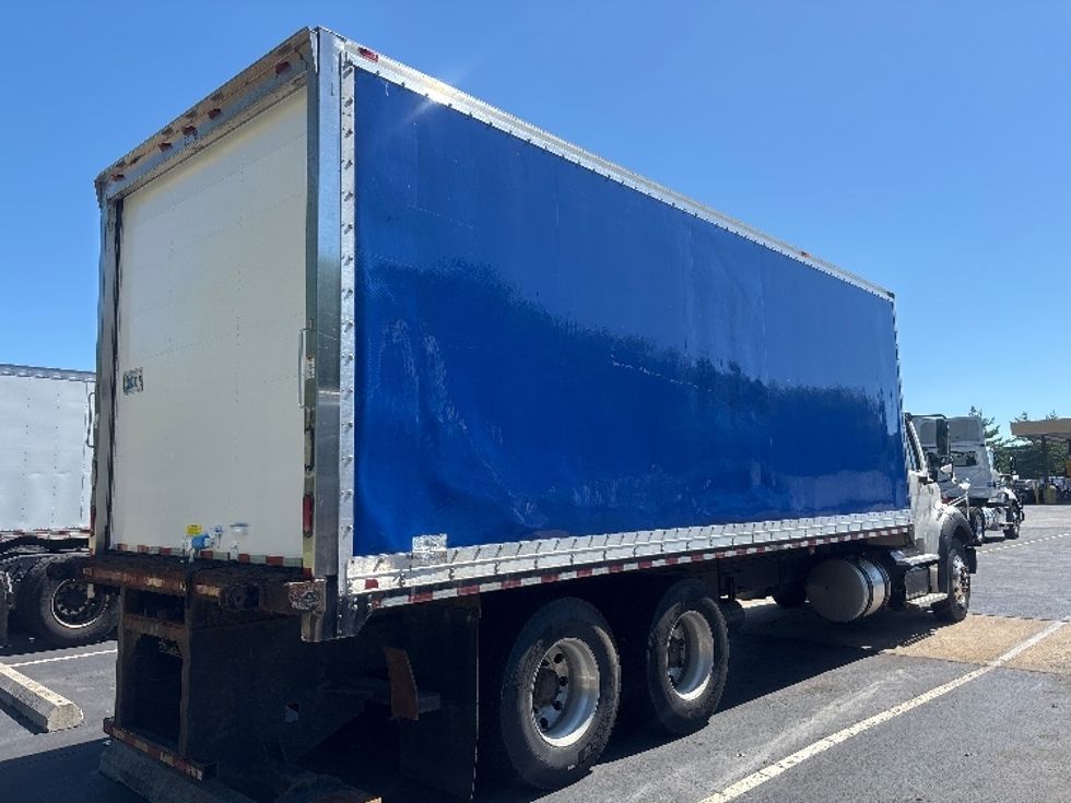 Medium Duty Box Truck-Light and Medium Duty Trucks-Freightliner-2018-M211264S-Burlington-NJ-334,766\n\t\tmiles-$ 69,000 - Image 12