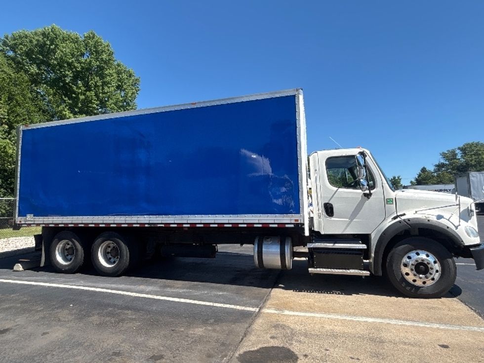 Medium Duty Box Truck-Light and Medium Duty Trucks-Freightliner-2018-M211264S-Burlington-NJ-334,766\n\t\tmiles-$ 69,000 - Image 14