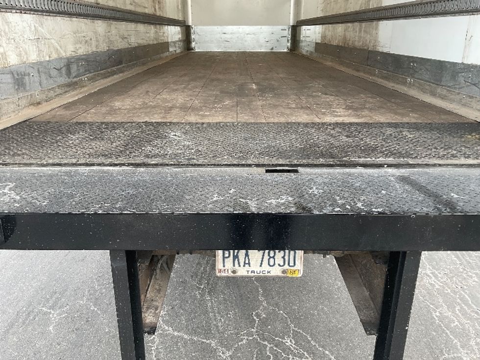 Medium Duty Box Truck-Light and Medium Duty Trucks-Freightliner-2018-M211264S-Canton-OH-524,560\n\t\tmiles-$ 65,500 - Image 10