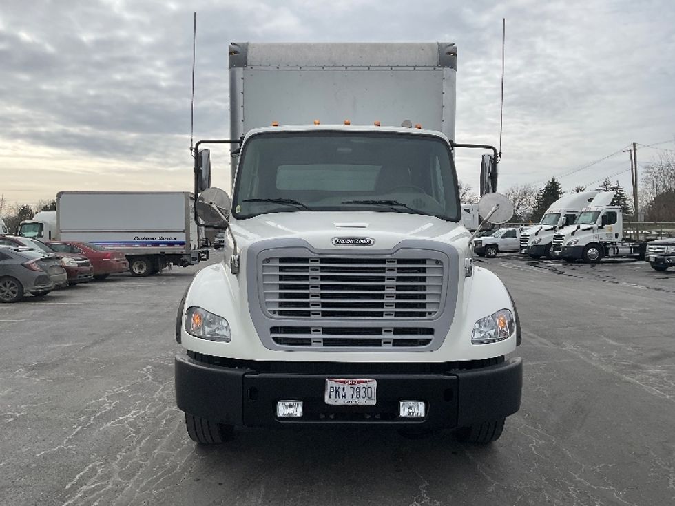 Medium Duty Box Truck-Light and Medium Duty Trucks-Freightliner-2018-M211264S-Canton-OH-524,560\n\t\tmiles-$ 65,500 - Image 2