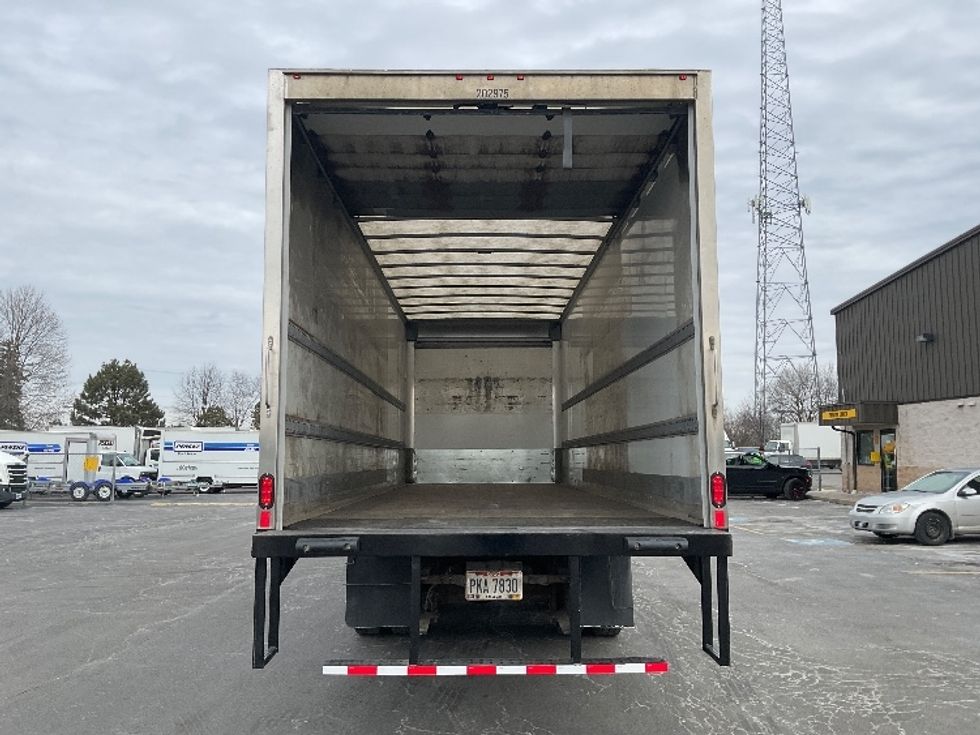 Medium Duty Box Truck-Light and Medium Duty Trucks-Freightliner-2018-M211264S-Canton-OH-524,560\n\t\tmiles-$ 65,500 - Image 8