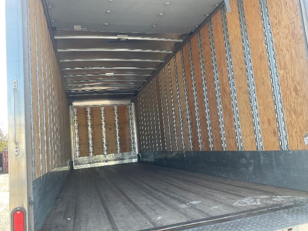 Medium Duty Box Truck-Light and Medium Duty Trucks-Freightliner-2018-M211264S-Harrisburg-PA-159,201\n\t\tmiles-$ 88,250 - Image 12