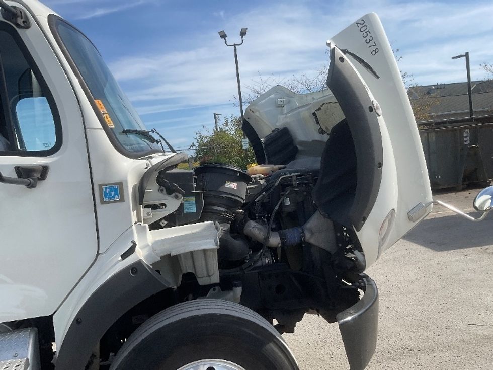 Medium Duty Box Truck-Light and Medium Duty Trucks-Freightliner-2018-M211264S-Harrisburg-PA-159,201\n\t\tmiles-$ 88,250 - Image 22