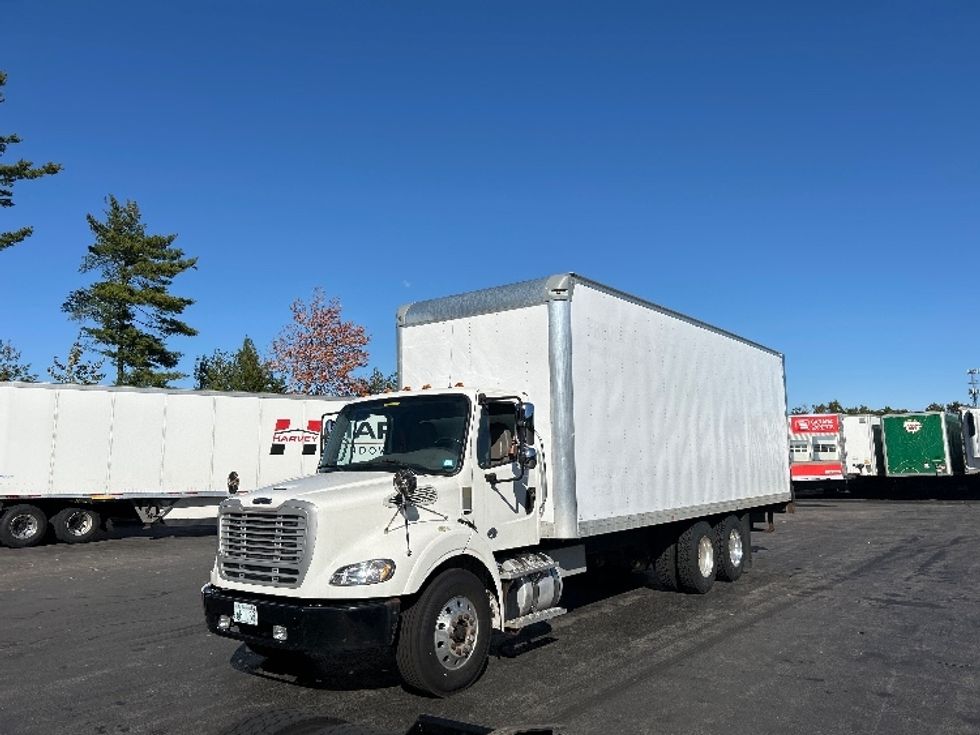 Medium Duty Box Truck-Light and Medium Duty Trucks-Freightliner-2018-M211264S-Londonderry-NH-118,845\n\t\tmiles-$ 79,250 - Image 3