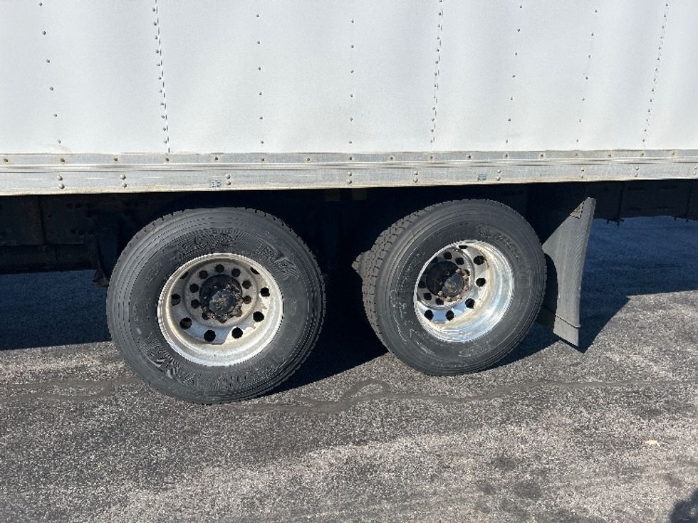 Medium Duty Box Truck-Light and Medium Duty Trucks-Freightliner-2018-M211264S-Londonderry-NH-118,845\n\t\tmiles-$ 79,250 - Image 25