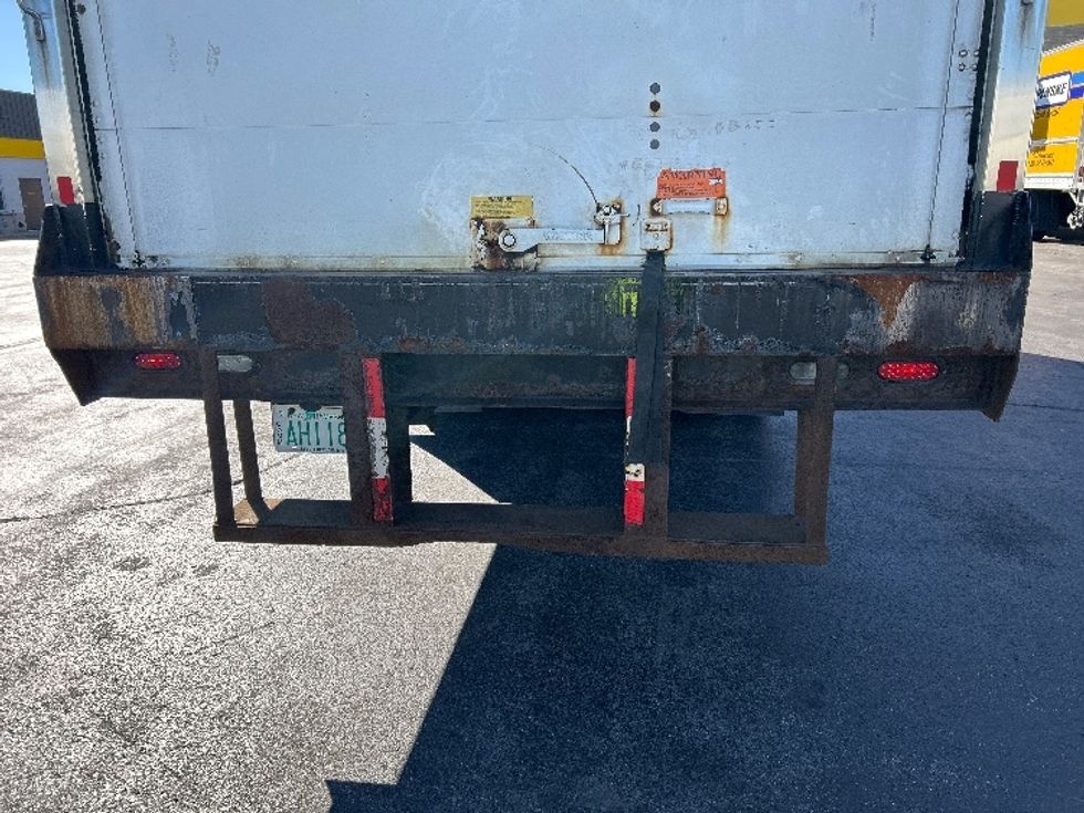 Medium Duty Box Truck-Light and Medium Duty Trucks-Freightliner-2018-M211264S-Londonderry-NH-118,845\n\t\tmiles-$ 79,250 - Image 26