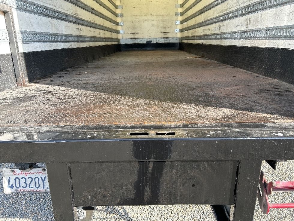 Medium Duty Box Truck-Light and Medium Duty Trucks-Freightliner-2018-M211264S-West Sacramento-CA-259,723\n\t\tmiles-$ 75,750 - Image 10