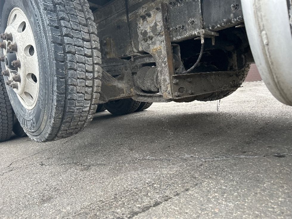 Medium Duty Box Truck-Light and Medium Duty Trucks-Freightliner-2018-X11384S-Chicopee-MA-407,260\n\t\tmiles-$ 79,750 - Image 14