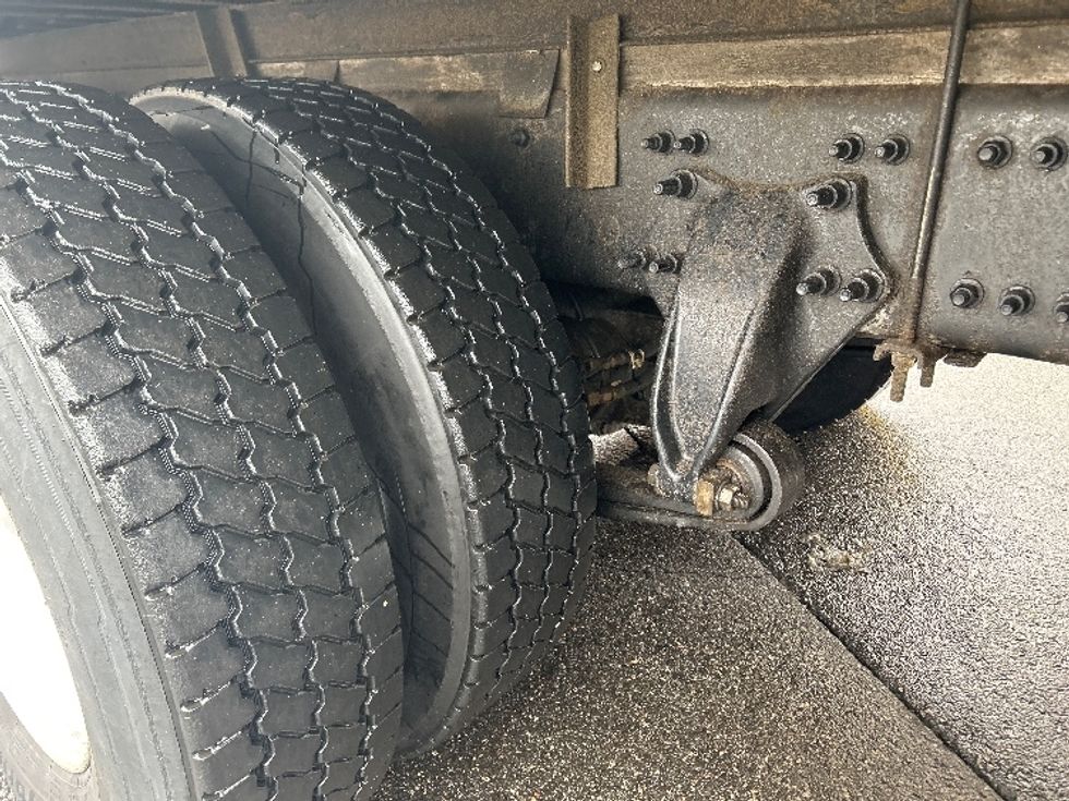 Medium Duty Box Truck-Light and Medium Duty Trucks-Freightliner-2018-X11384S-Chicopee-MA-451,117\n\t\tmiles-$ 78,000 - Image 14