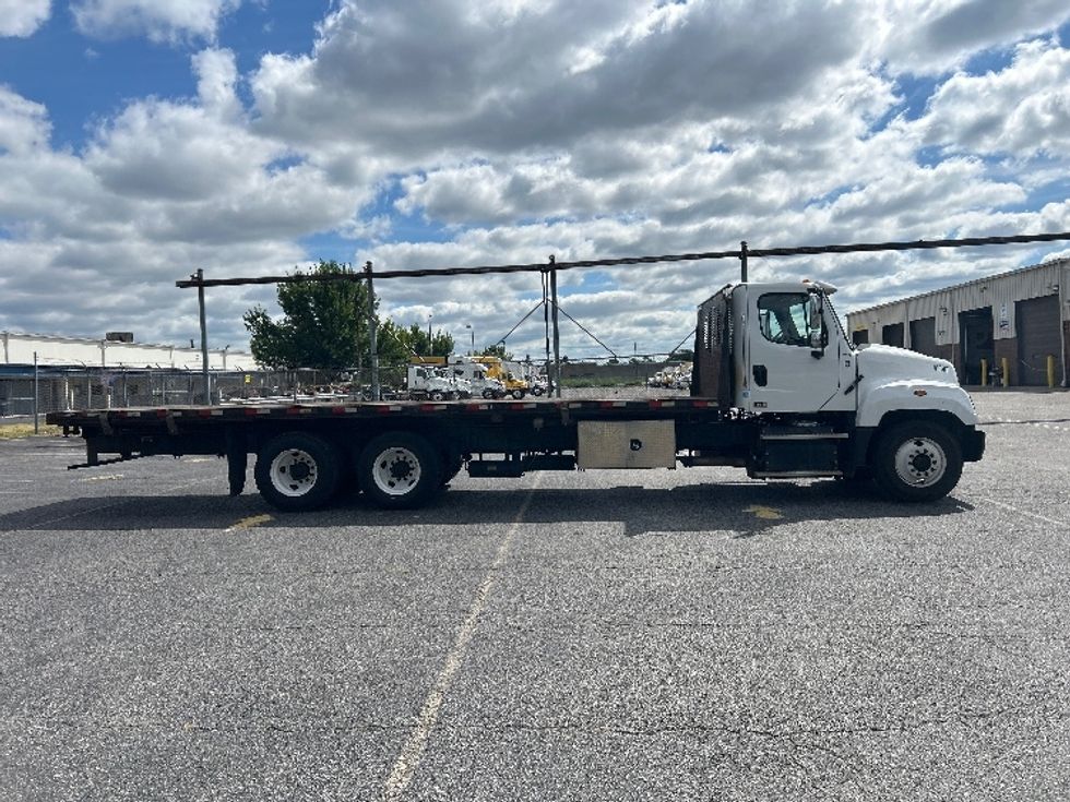 Medium Duty Box Truck-Light and Medium Duty Trucks-Freightliner-2019-114SD-Rochester-NY-365,022\n\t\tmiles-$ 82,500 - Image 15