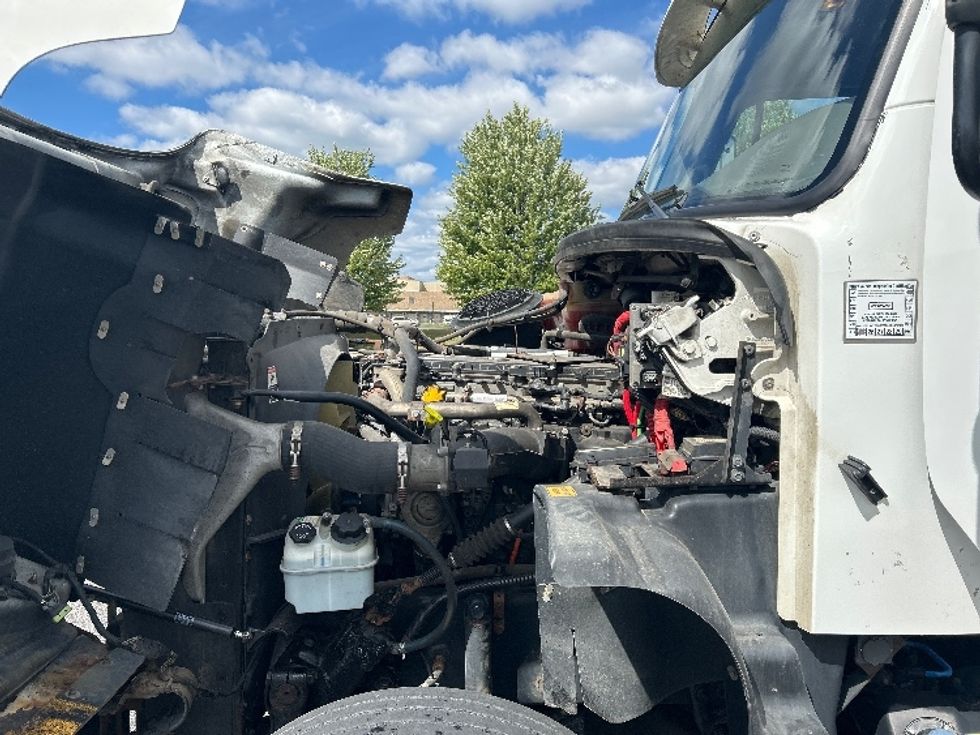 Medium Duty Box Truck-Light and Medium Duty Trucks-Freightliner-2019-114SD-Rochester-NY-365,022\n\t\tmiles-$ 82,500 - Image 24