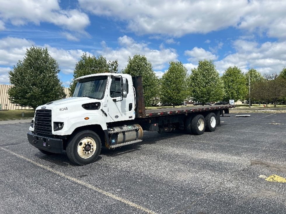 Medium Duty Box Truck-Light and Medium Duty Trucks-Freightliner-2019-114SD-Rochester-NY-365,022\n\t\tmiles-$ 82,500 - Image 3