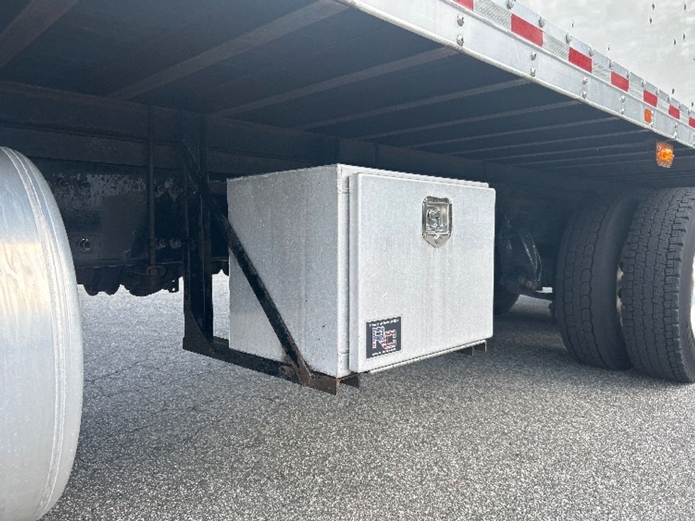 Medium Duty Box Truck-Light and Medium Duty Trucks-Freightliner-2019-Cascadia X11364S-Greensboro-NC-589,835\n\t\tmiles-$ 77,750 - Image 5