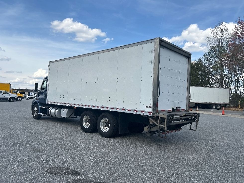 Medium Duty Box Truck-Light and Medium Duty Trucks-Freightliner-2019-Cascadia X11364S-Greensboro-NC-589,835\n\t\tmiles-$ 77,750 - Image 6