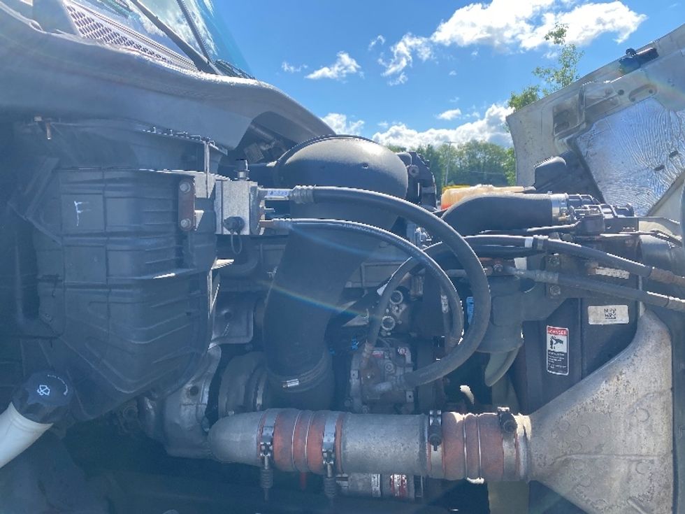 Medium Duty Box Truck-Light and Medium Duty Trucks-Freightliner-2019-Cascadia X11364S-Harrisburg-PA-379,910\n\t\tmiles-$ 84,000 - Image 23