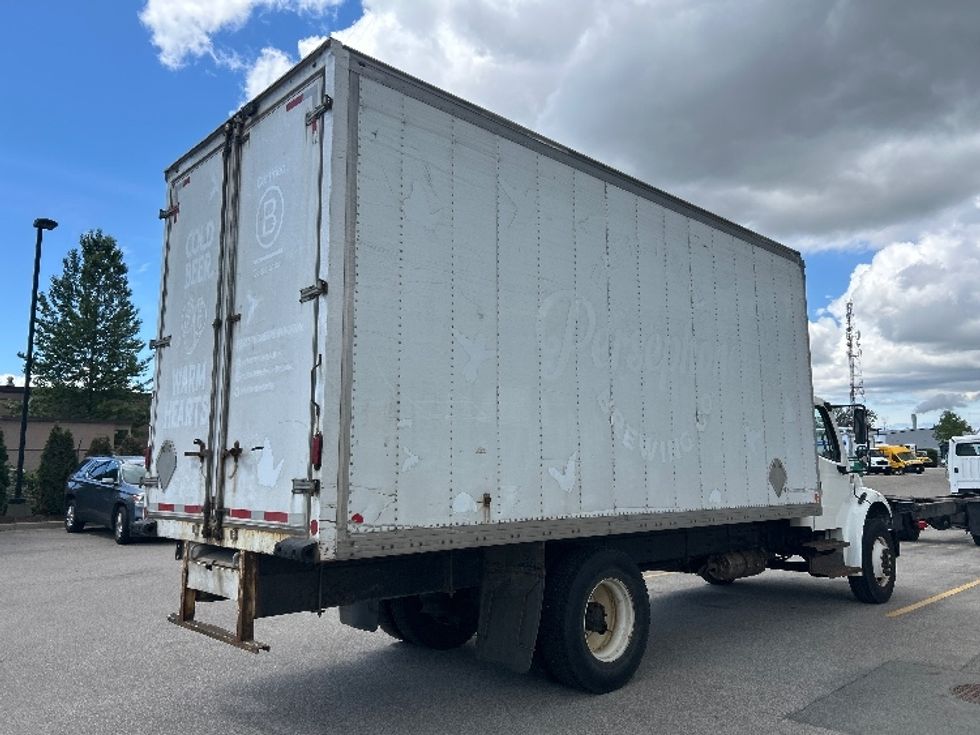 Medium Duty Box Truck-Light and Medium Duty Trucks-Freightliner-2019-M2-Abbotsford-BC-135,707\n\t\tkm-$ 59,250 - Image 12
