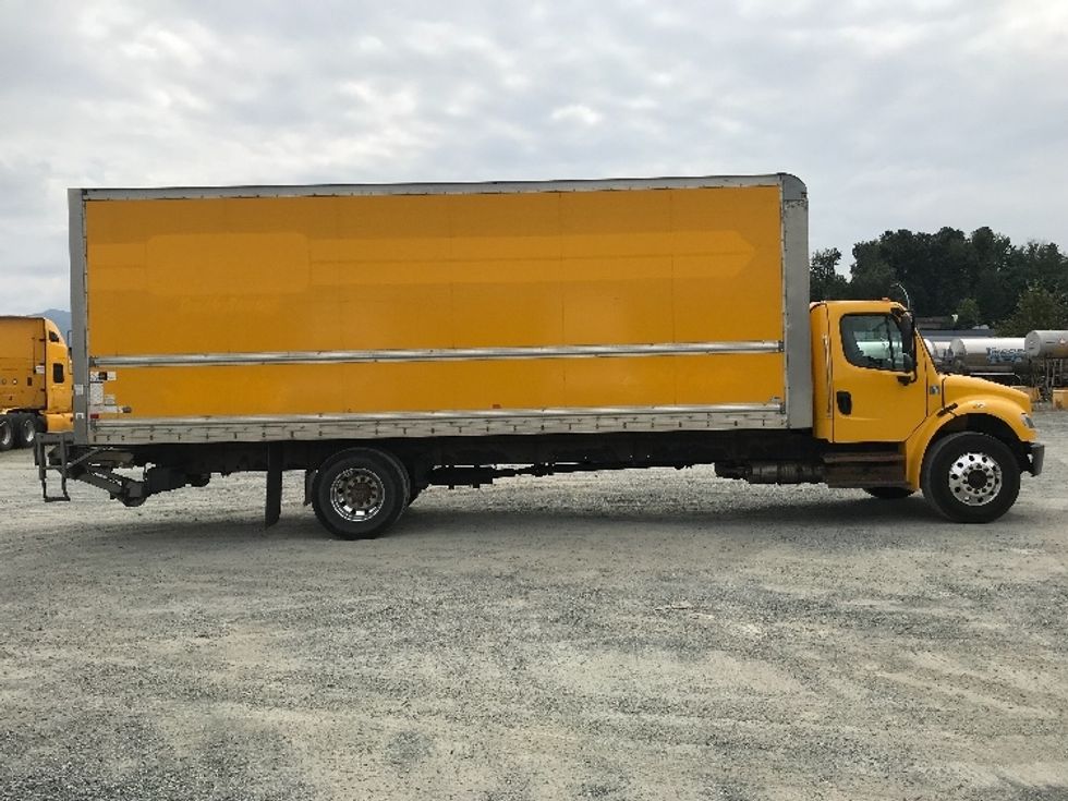 Medium Duty Box Truck-Light and Medium Duty Trucks-Freightliner-2019-M2-Abbotsford-BC-285,901\n\t\tkm-$ 58,750 - Image 15