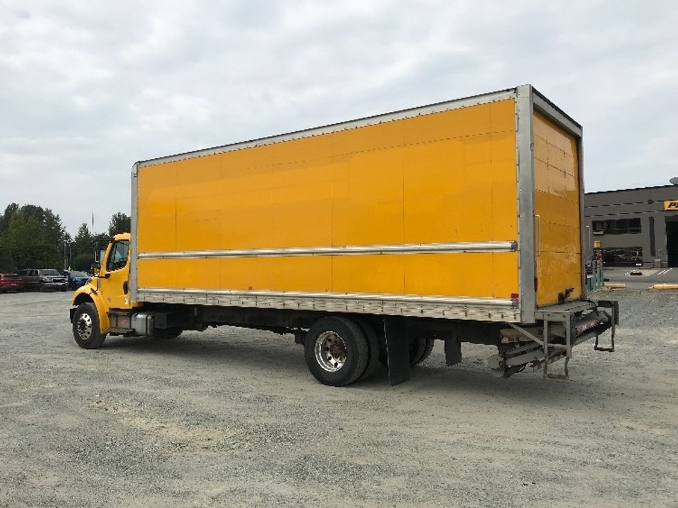 Medium Duty Box Truck-Light and Medium Duty Trucks-Freightliner-2019-M2-Abbotsford-BC-285,901\n\t\tkm-$ 58,750 - Image 6