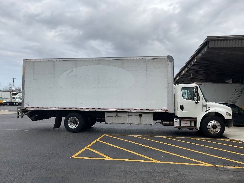 Medium Duty Box Truck-Light and Medium Duty Trucks-Freightliner-2019-M2-Akron-OH-143,409\n\t\tmiles-$ 57,750 - Image 15