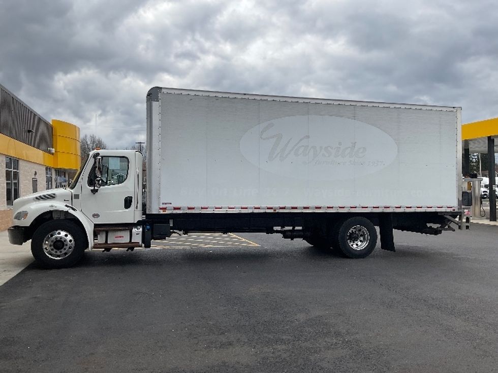 Medium Duty Box Truck-Light and Medium Duty Trucks-Freightliner-2019-M2-Akron-OH-143,409\n\t\tmiles-$ 57,750 - Image 4
