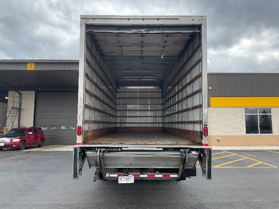 Medium Duty Box Truck-Light and Medium Duty Trucks-Freightliner-2019-M2-Akron-OH-143,409\n\t\tmiles-$ 57,750 - Image 8