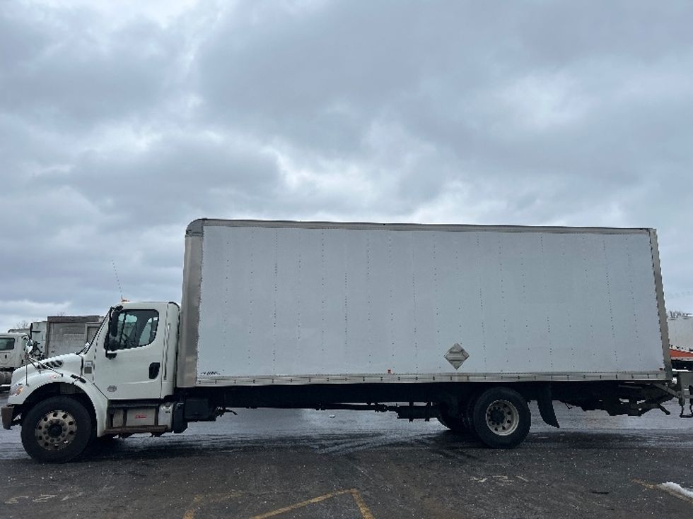 Medium Duty Box Truck-Light and Medium Duty Trucks-Freightliner-2019-M2-Akron-OH-147,928\n\t\tmiles-$ 41,500 - Image 4