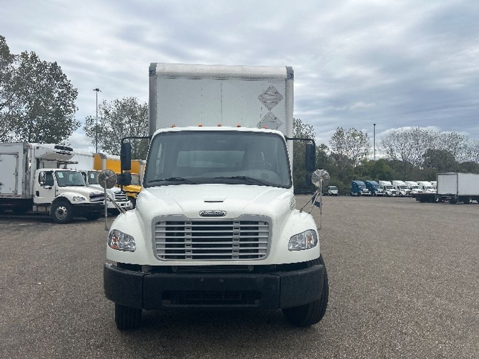 Medium Duty Box Truck-Light and Medium Duty Trucks-Freightliner-2019-M2-Akron-OH-169,168\n\t\tmiles-$ 40,250 - Image 2