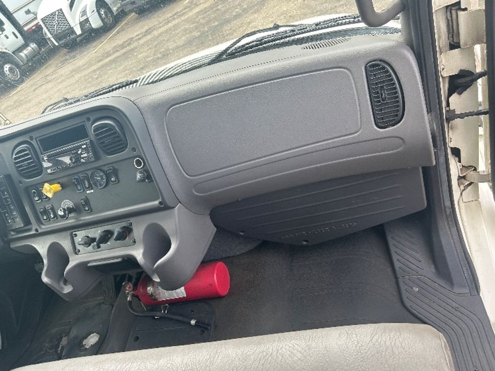 Medium Duty Box Truck-Light and Medium Duty Trucks-Freightliner-2019-M2-Akron-OH-169,168\n\t\tmiles-$ 40,250 - Image 21