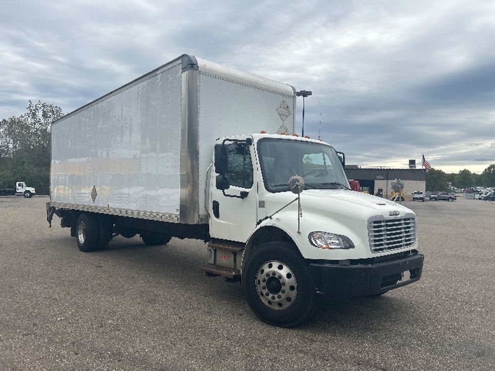 Medium Duty Box Truck-Light and Medium Duty Trucks-Freightliner-2019-M2-Akron-OH-169,168\n\t\tmiles-$ 40,250 - Image 3