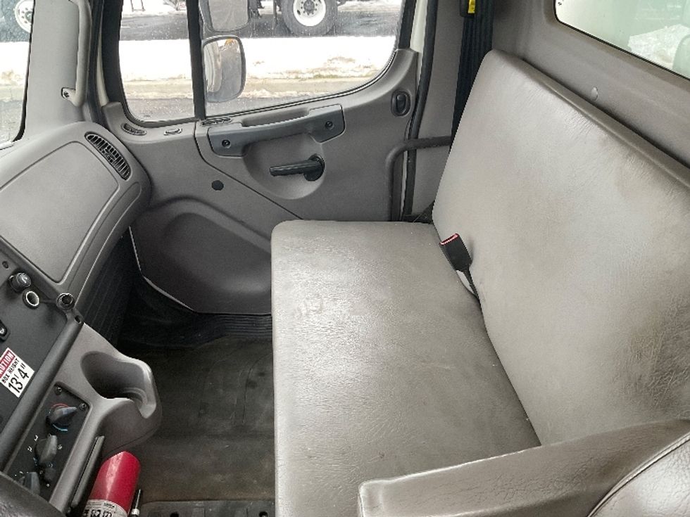 Medium Duty Box Truck-Light and Medium Duty Trucks-Freightliner-2019-M2-Akron-OH-170,941\n\t\tmiles-$ 39,000 - Image 11