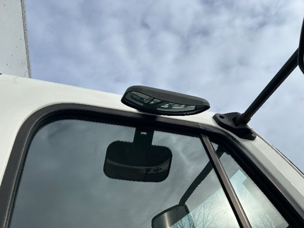 Medium Duty Box Truck-Light and Medium Duty Trucks-Freightliner-2019-M2-Akron-OH-172,918\n\t\tmiles-$ 37,750 - Image 26