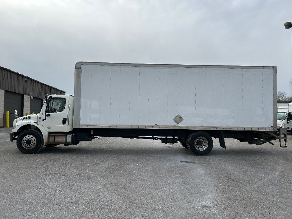 Medium Duty Box Truck-Light and Medium Duty Trucks-Freightliner-2019-M2-Akron-OH-172,918\n\t\tmiles-$ 37,750 - Image 4