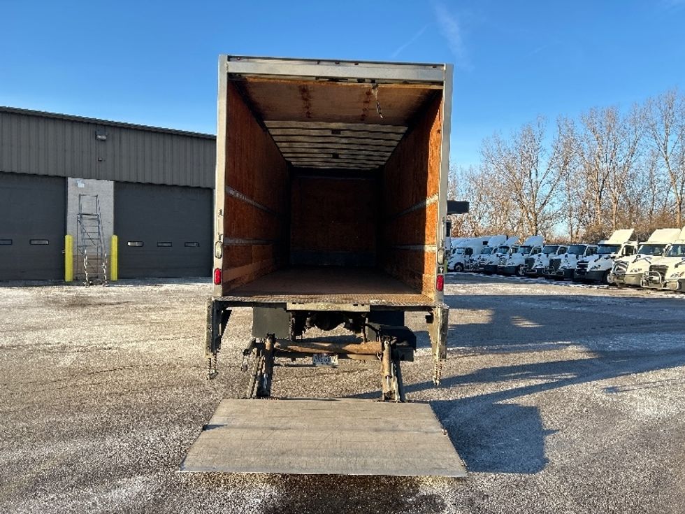 Medium Duty Box Truck-Light and Medium Duty Trucks-Freightliner-2019-M2-Akron-OH-214,688\n\t\tmiles-$ 41,500 - Image 10