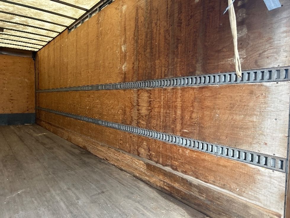 Medium Duty Box Truck-Light and Medium Duty Trucks-Freightliner-2019-M2-Akron-OH-260,309\n\t\tmiles-$ 27,000 - Image 12
