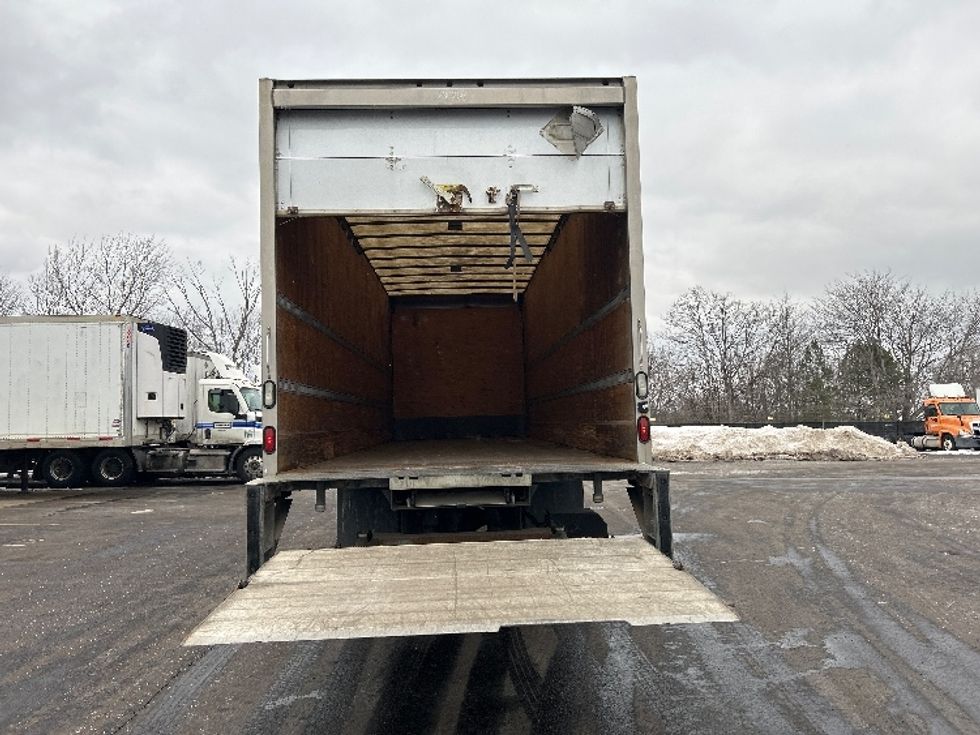 Medium Duty Box Truck-Light and Medium Duty Trucks-Freightliner-2019-M2-Akron-OH-260,309\n\t\tmiles-$ 27,000 - Image 9