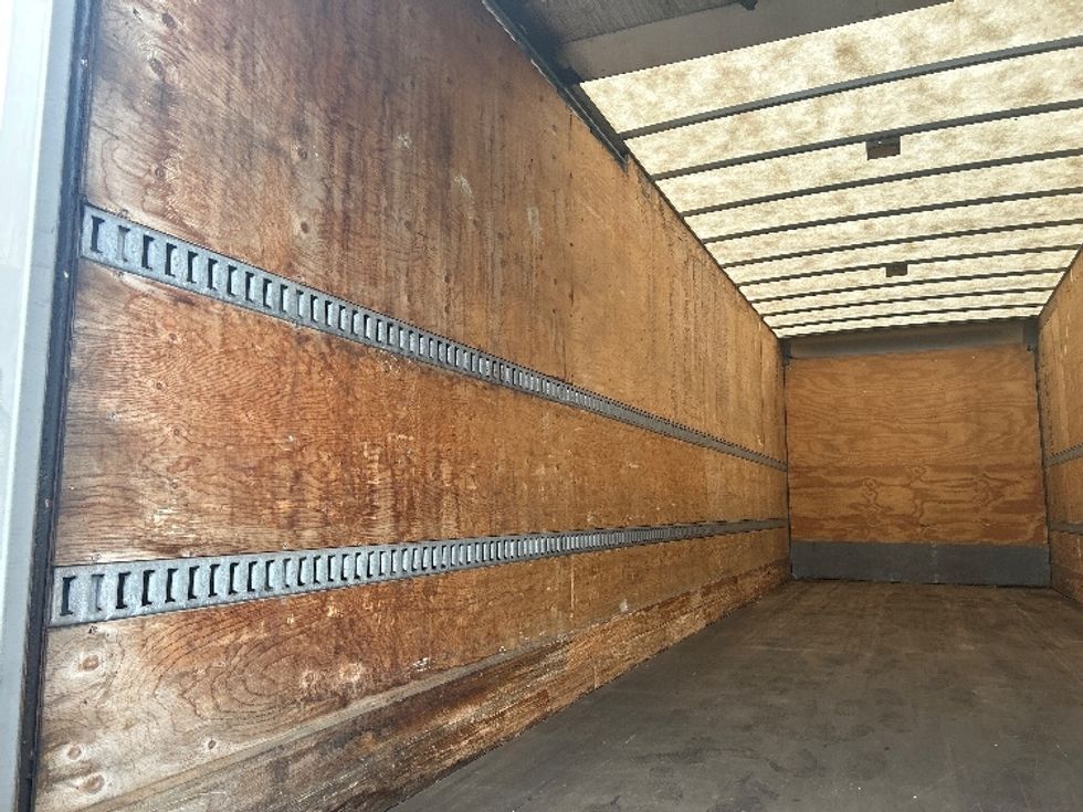 Medium Duty Box Truck-Light and Medium Duty Trucks-Freightliner-2019-M2-Akron-OH-276,607\n\t\tmiles-$ 25,500 - Image 11