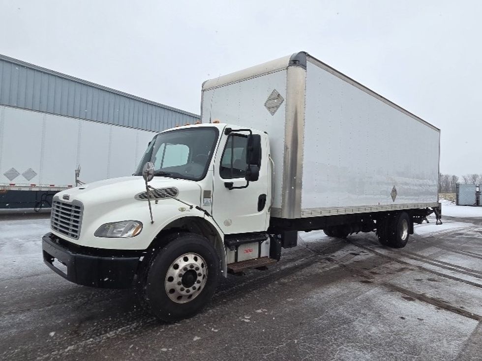 Medium Duty Box Truck-Light and Medium Duty Trucks-Freightliner-2019-M2-Akron-OH-284,565\n\t\tmiles-$ 23,500 - Image 3
