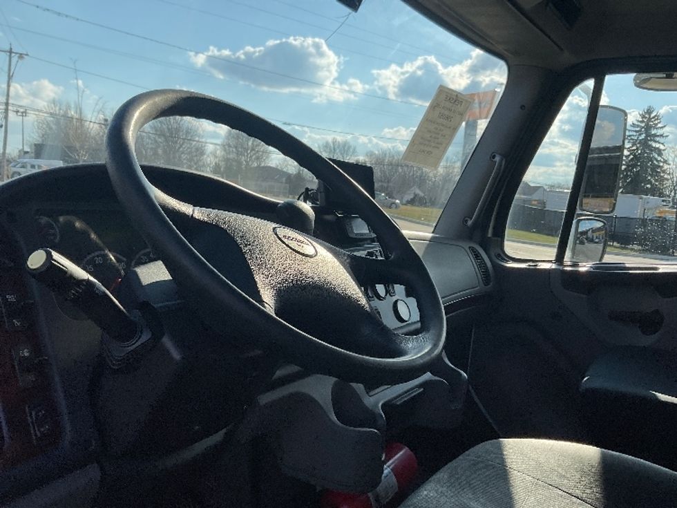 Medium Duty Box Truck-Light and Medium Duty Trucks-Freightliner-2019-M2-Akron-OH-408,049\n\t\tmiles-$ 20,000 - Image 17