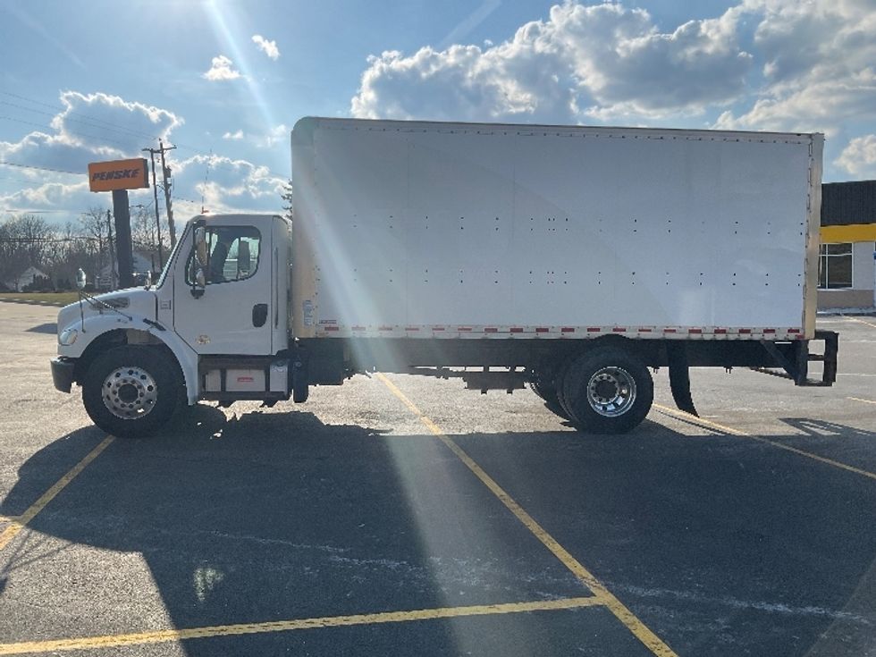 Medium Duty Box Truck-Light and Medium Duty Trucks-Freightliner-2019-M2-Akron-OH-408,049\n\t\tmiles-$ 20,000 - Image 4