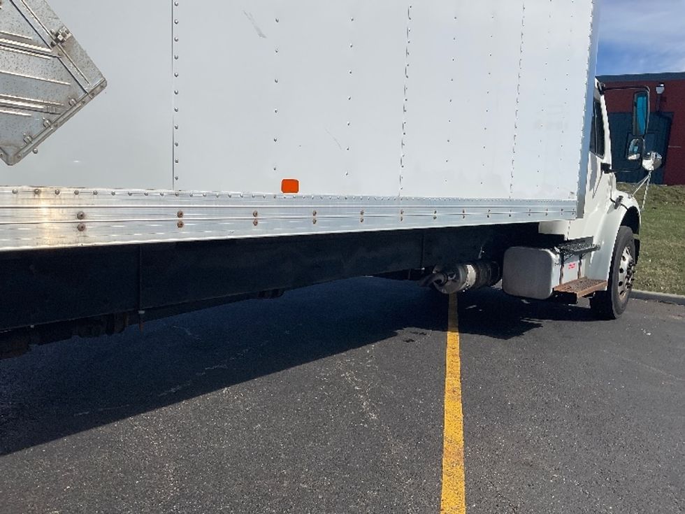 Medium Duty Box Truck-Light and Medium Duty Trucks-Freightliner-2019-M2-Akron-OH-63,915\n\t\tmiles-$ 47,750 - Image 14