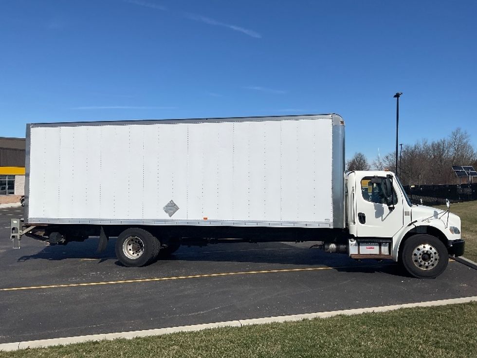 Medium Duty Box Truck-Light and Medium Duty Trucks-Freightliner-2019-M2-Akron-OH-63,915\n\t\tmiles-$ 47,750 - Image 15